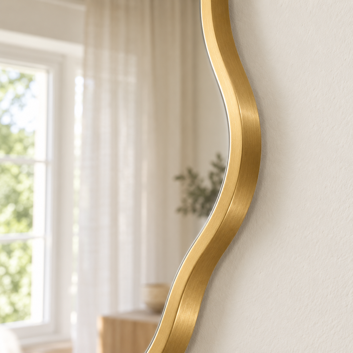 La Vague — Miroir mural ondulé doré Ø 60 cm